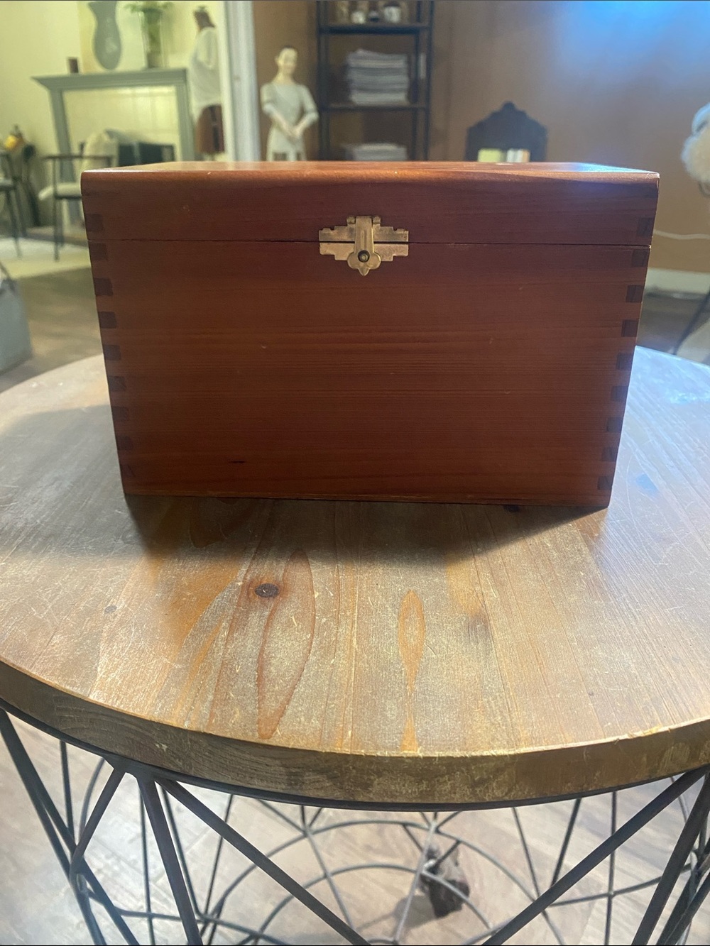 Cool wooden box mint condition
